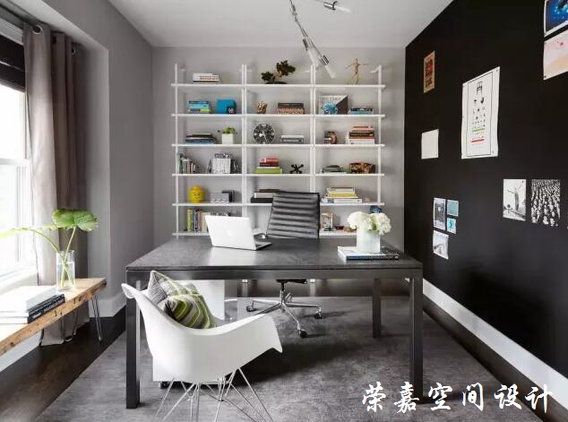 書房這么美，還能專心地看書嗎？