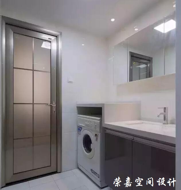 你關(guān)心過(guò)廁所門(mén)的選擇嗎？后悔沒(méi)早點(diǎn)發(fā)現(xiàn)！