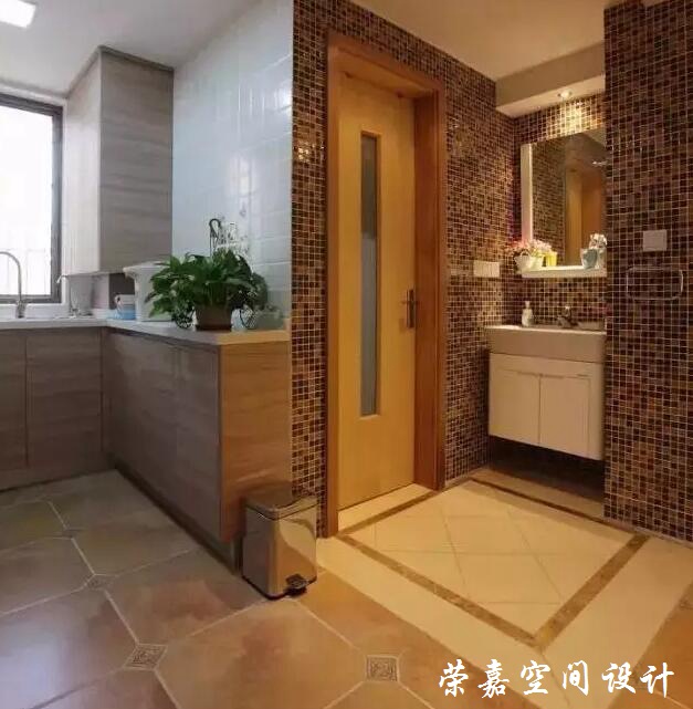 你關(guān)心過(guò)廁所門(mén)的選擇嗎？后悔沒(méi)早點(diǎn)發(fā)現(xiàn)！