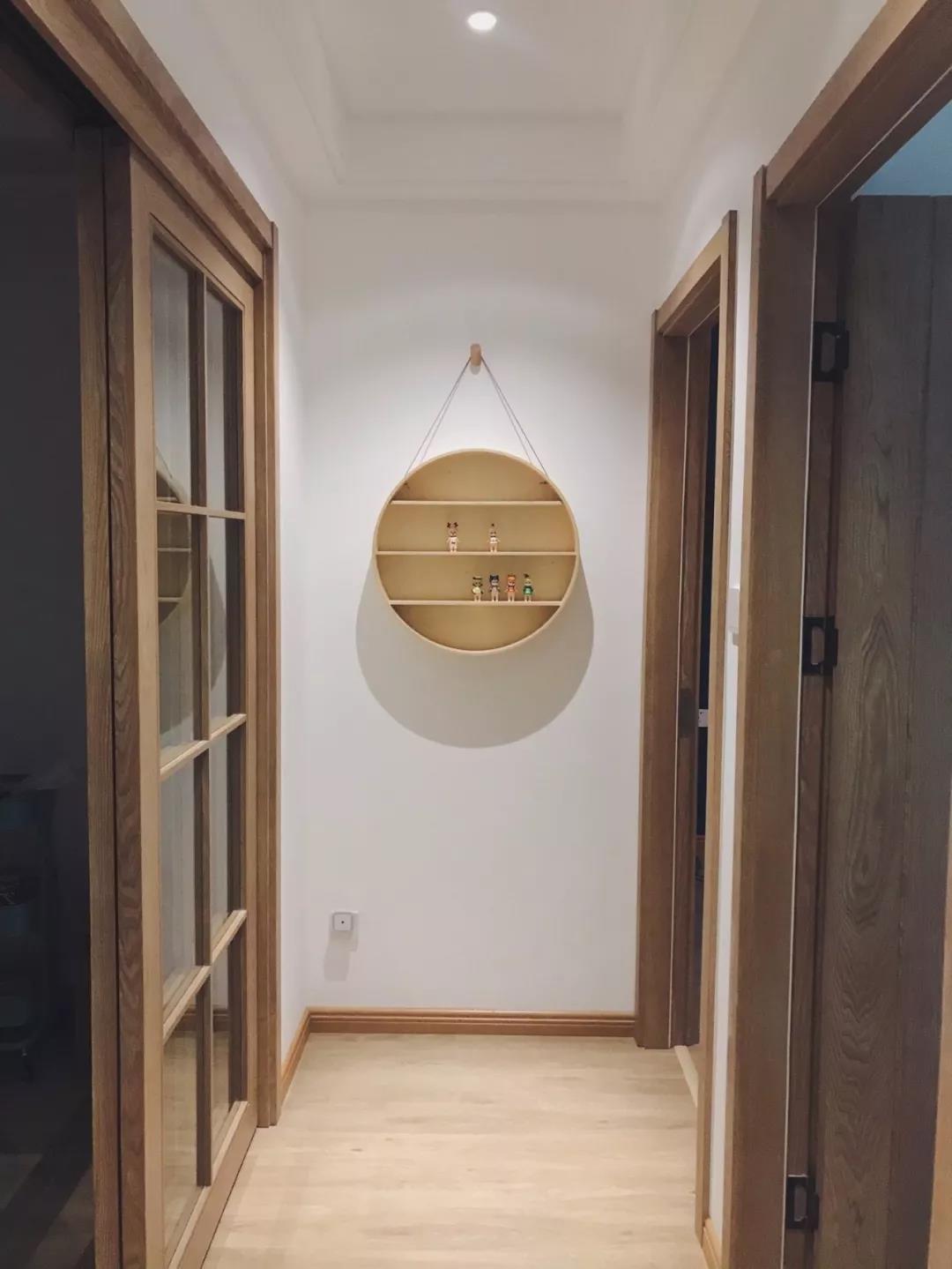走廊盡頭這面墻，該怎么裝？